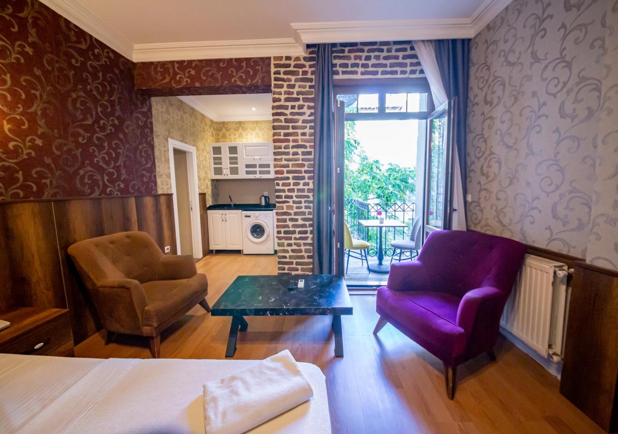 Royal Garden Suite And Hotel อิสตันบูล ภายนอก รูปภาพ