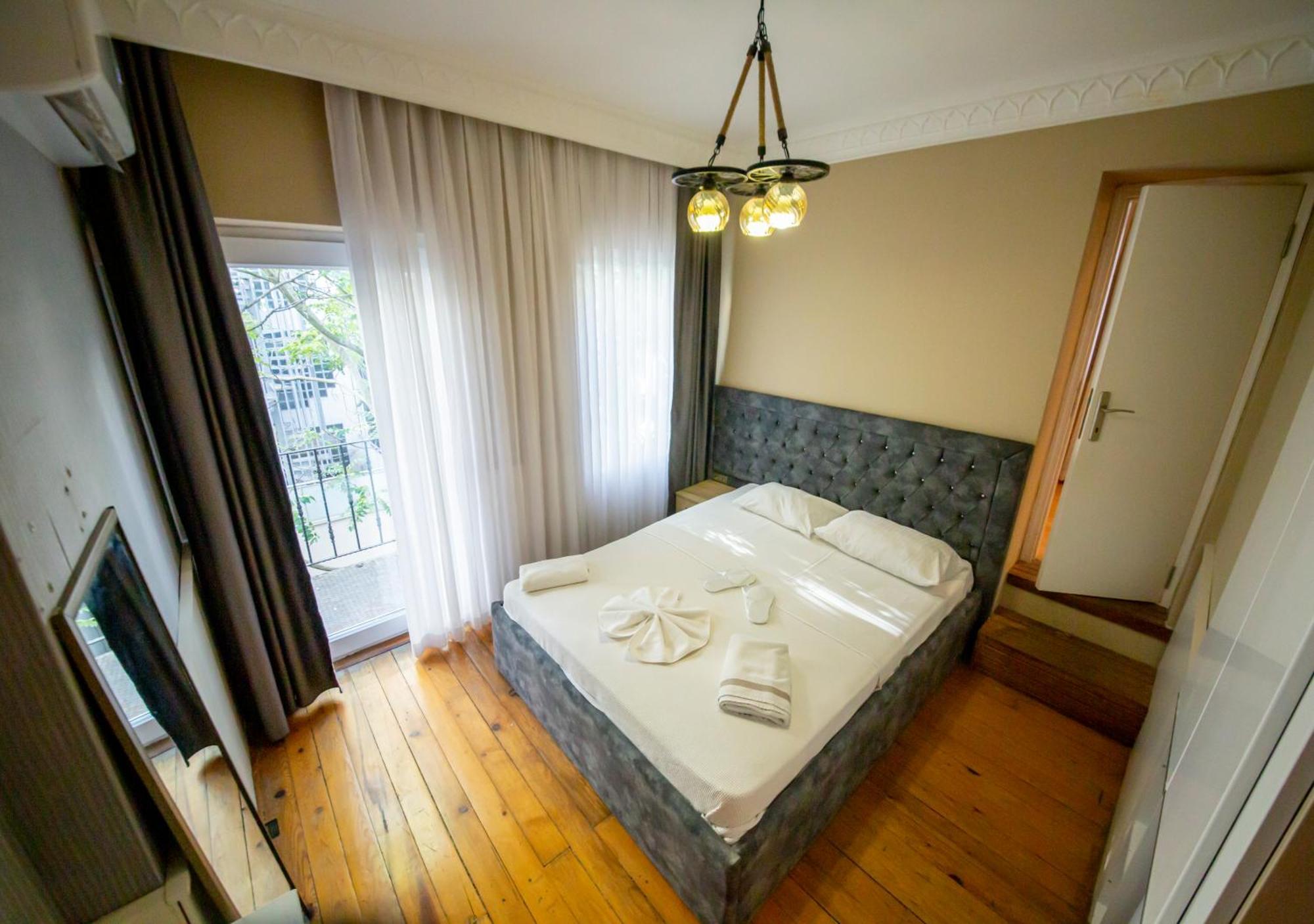 Royal Garden Suite And Hotel อิสตันบูล ภายนอก รูปภาพ