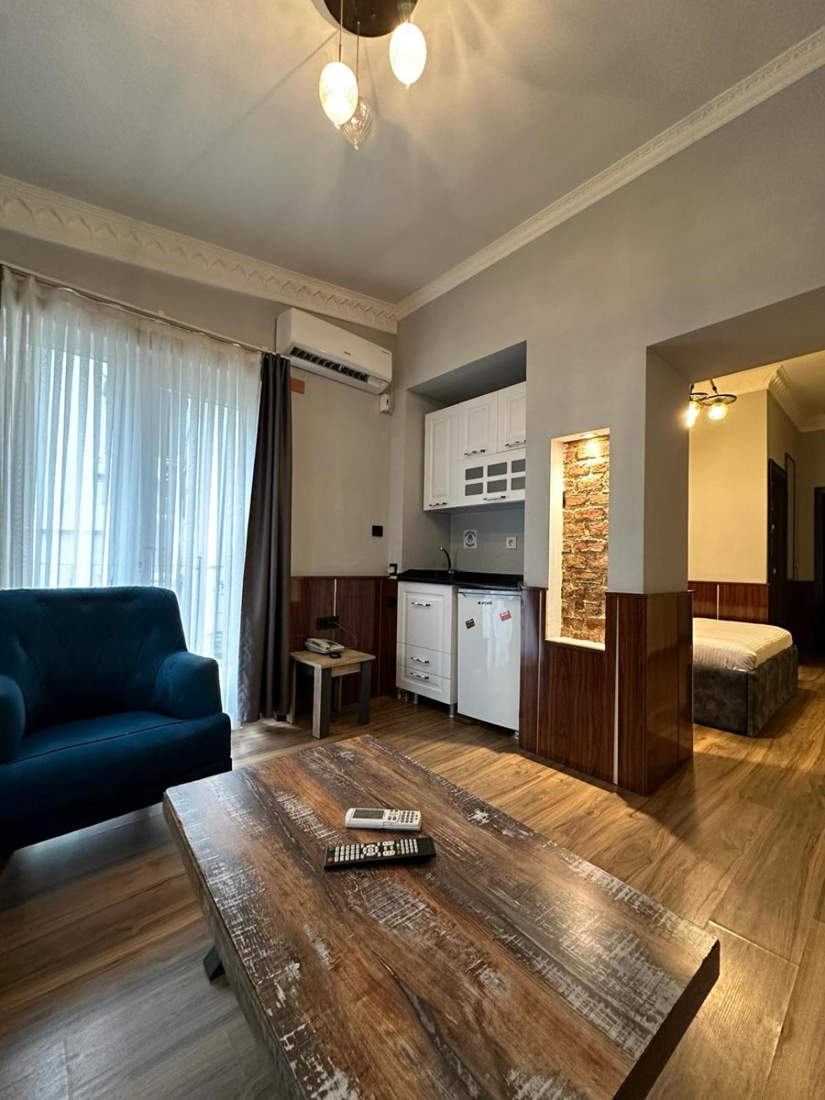 Royal Garden Suite And Hotel อิสตันบูล ภายนอก รูปภาพ