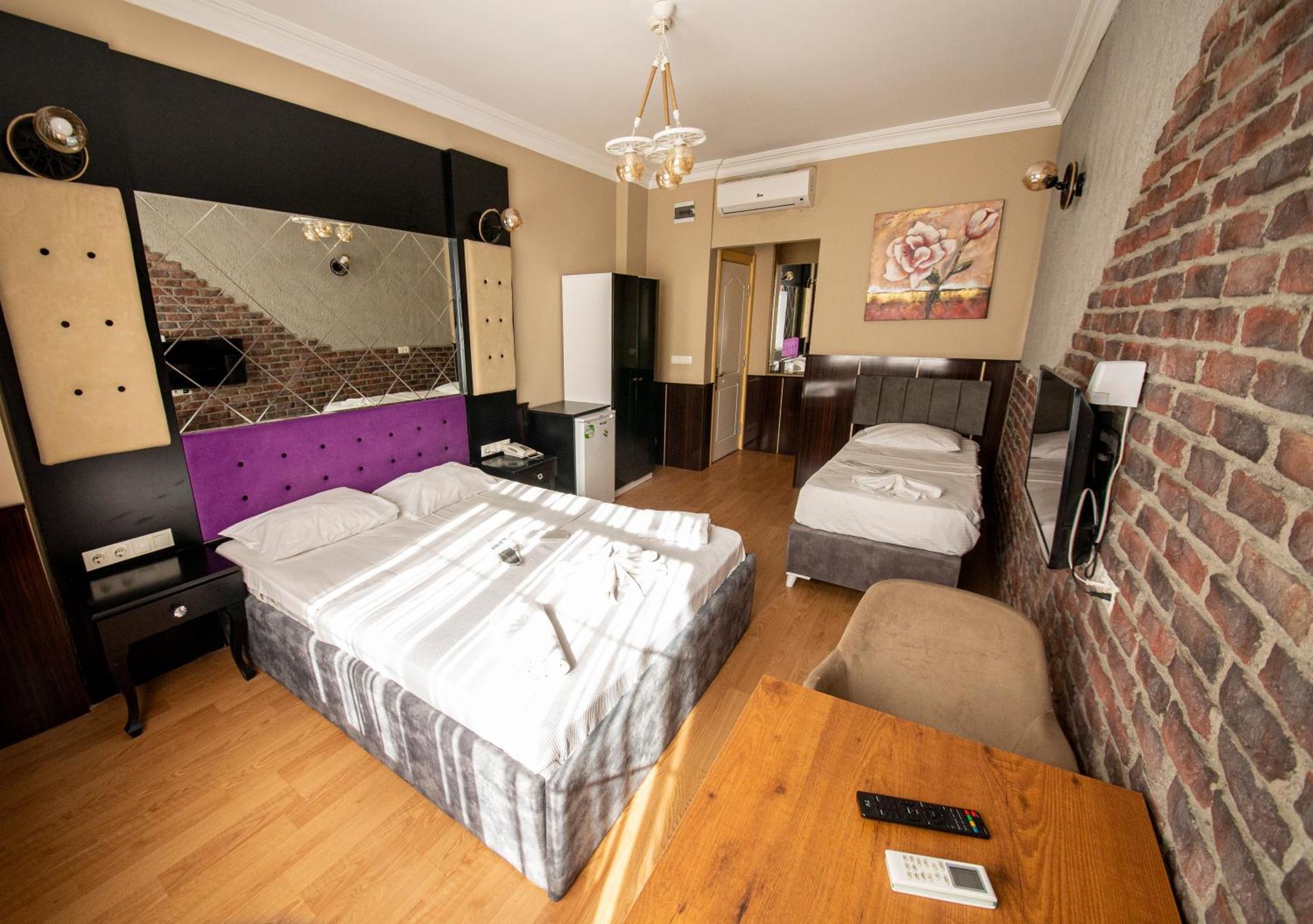 Royal Garden Suite And Hotel อิสตันบูล ภายนอก รูปภาพ